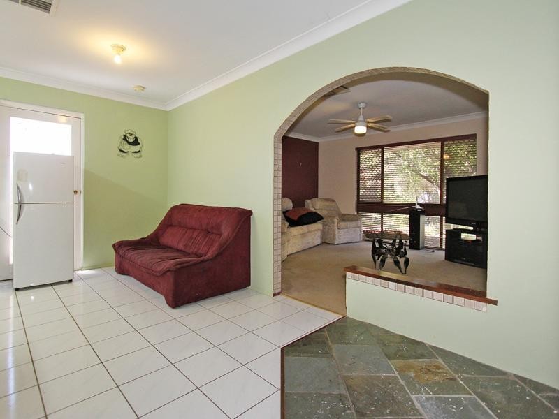 13 Rosekelly Road, Gosnells WA 6110