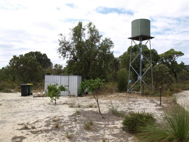 61 Dale Place, Orange Grove WA 6109