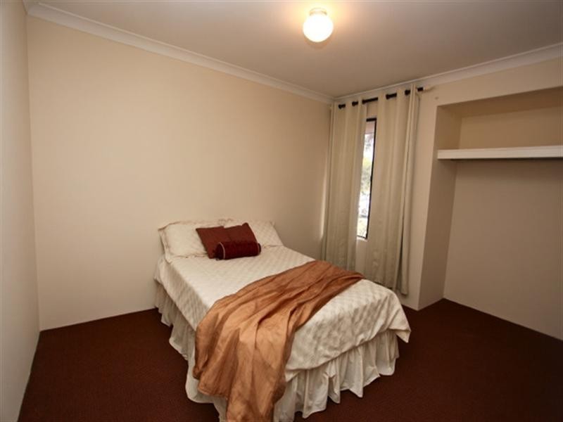 1 Fysh Place, Huntingdale WA 6110