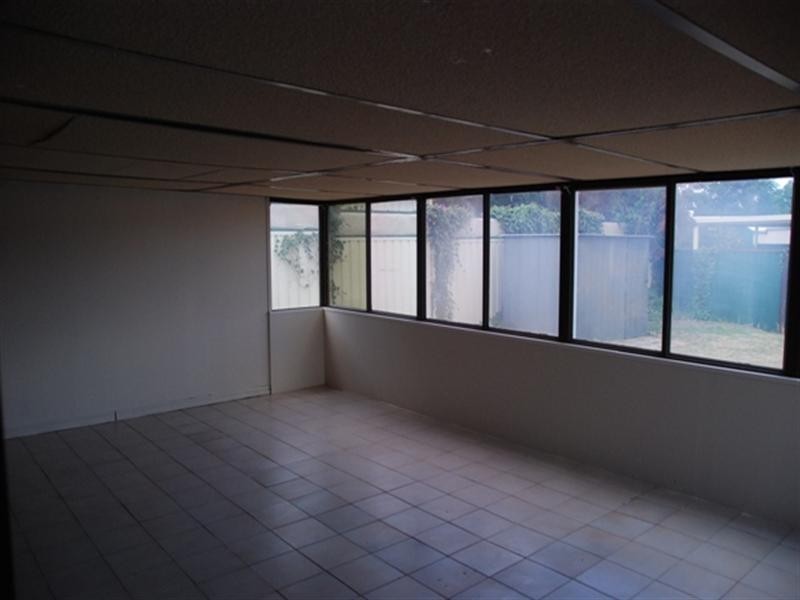 1 Fysh Place, Huntingdale WA 6110