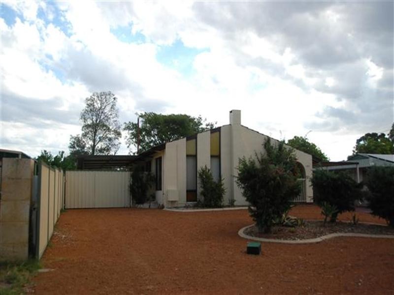 101 James Street, Gosnells WA 6110