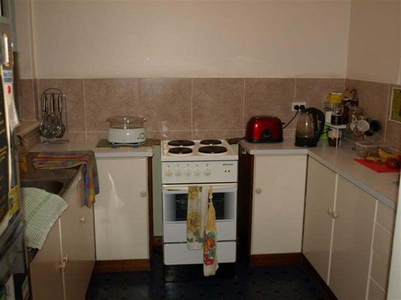 12 Redross Court, Armadale WA 6112