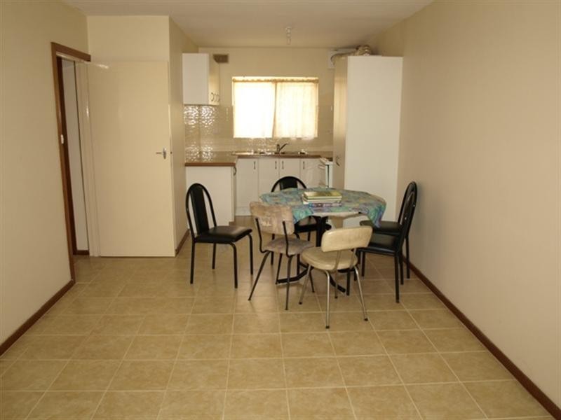 8/2148 Albany Highway, Gosnells WA 6110