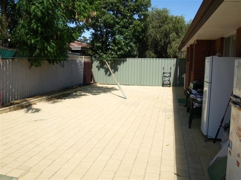 31A Hibiscus Road, Maddington WA 6109