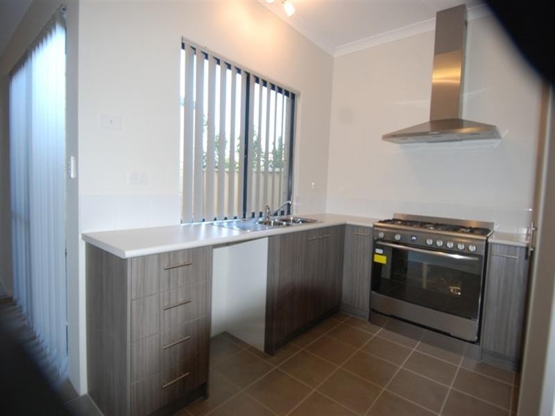 2/22 Acapulco Way, Southern River WA 6110