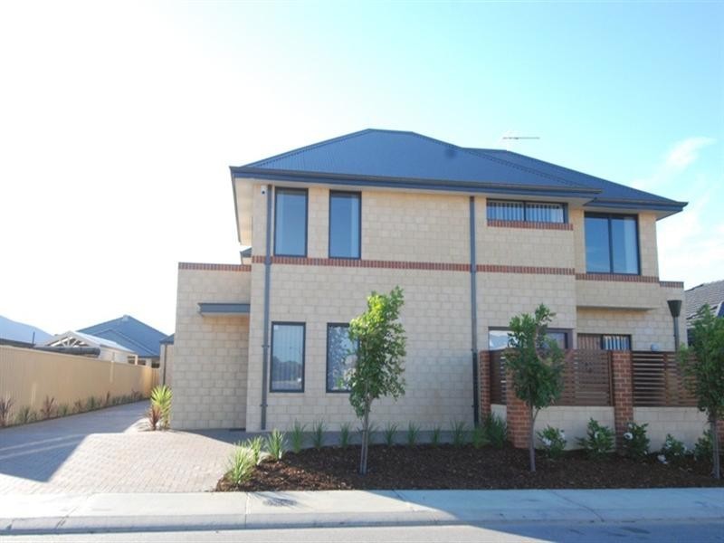 2/22 Acapulco Way, Southern River WA 6110