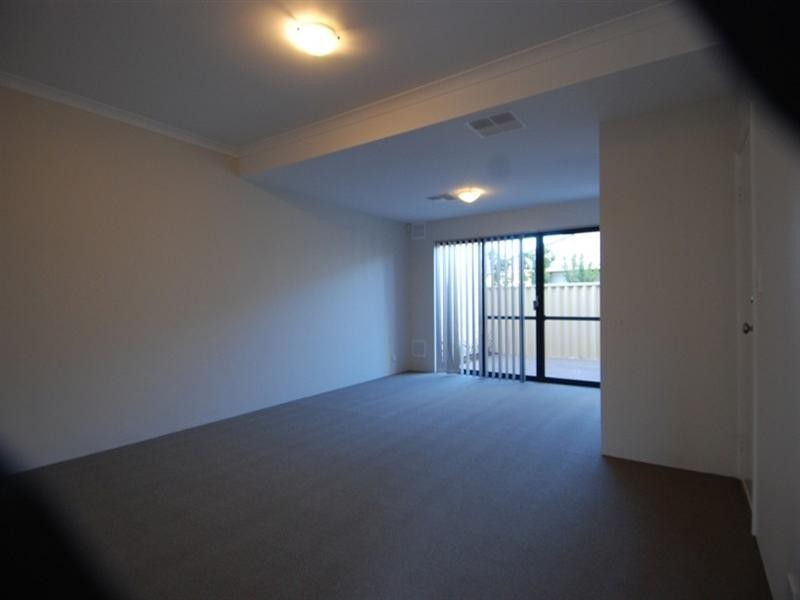 2/22 Acapulco Way, Southern River WA 6110