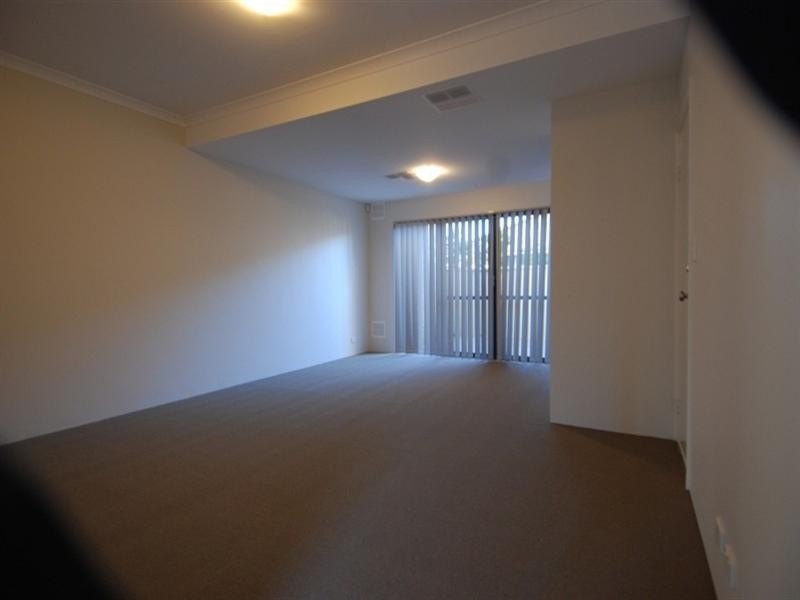 2/22 Acapulco Way, Southern River WA 6110