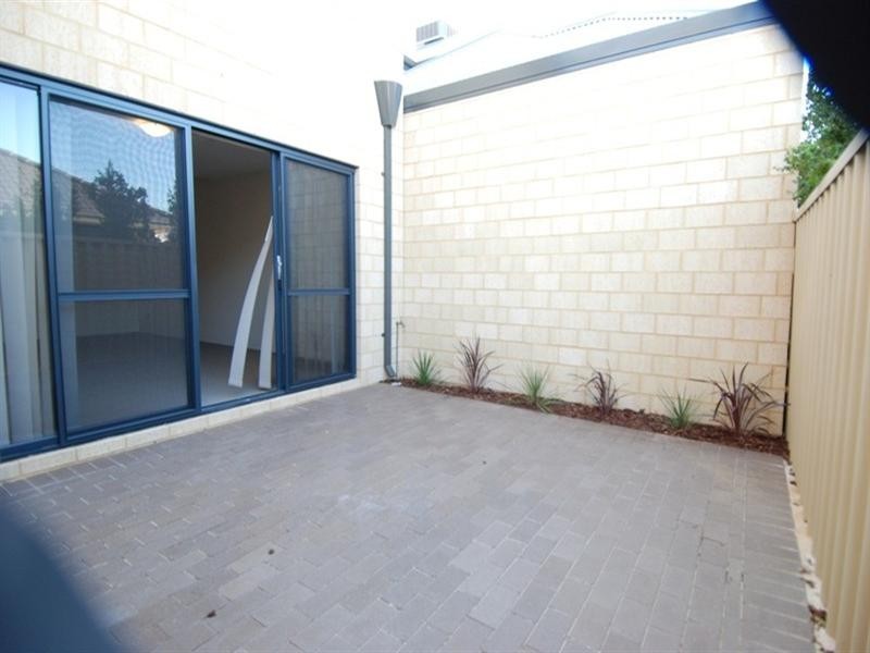 2/22 Acapulco Way, Southern River WA 6110