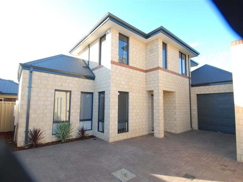 2/22 Acapulco Way, Southern River WA 6110