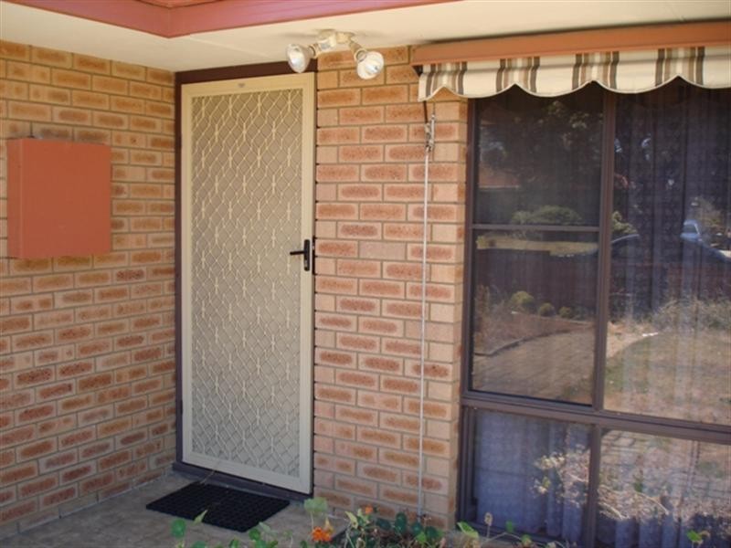 19 Hinkler Street, Kenwick WA 6107