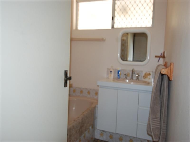 27 Goodall Street, Gosnells WA 6110