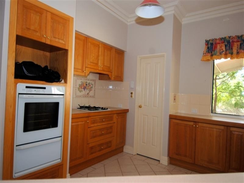 86 Lakeside Drive, Helena Valley WA 6056