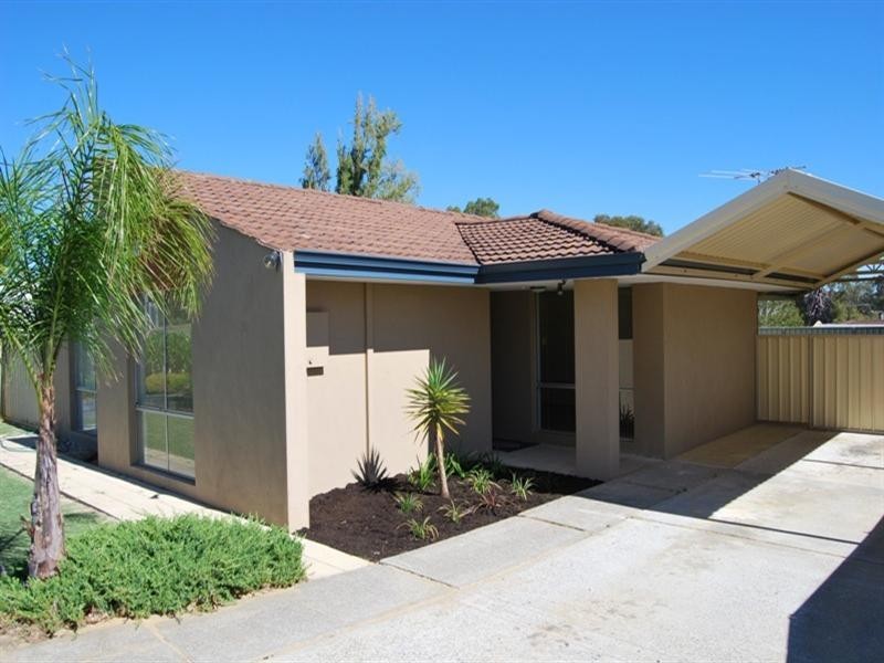 43 Westfield Road, Camillo WA 6111