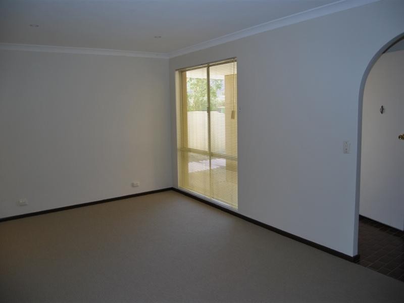 43 Westfield Road, Camillo WA 6111