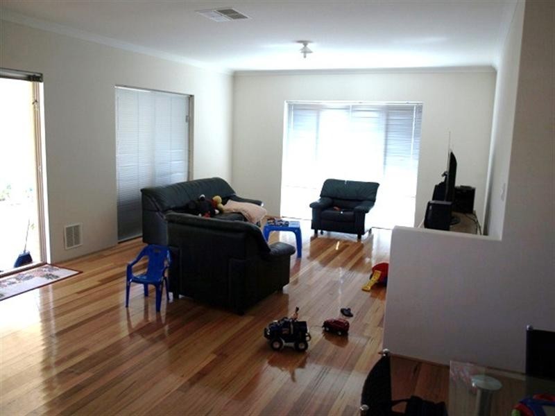 34 Reigate Street, Gosnells WA 6110