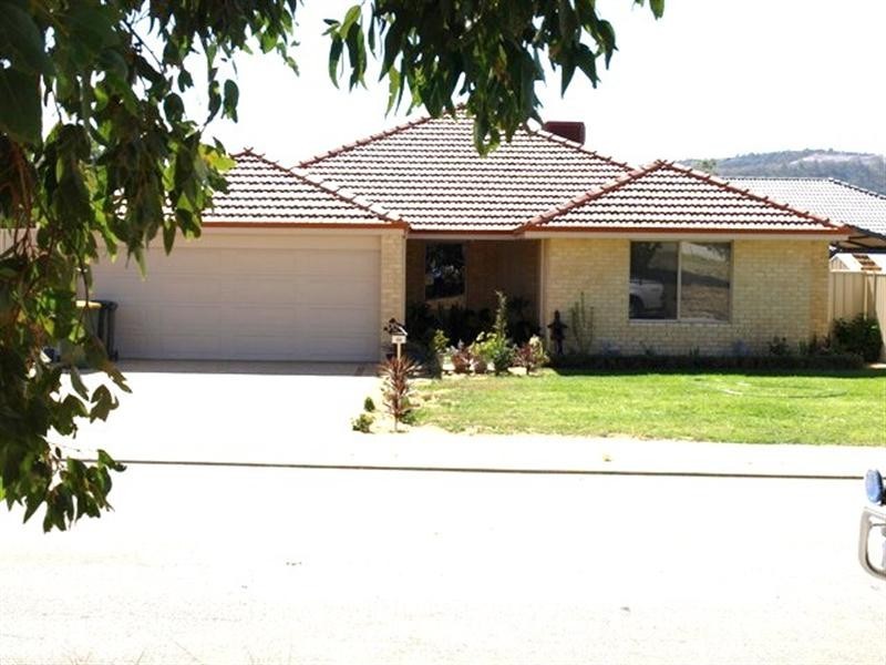 34 Reigate Street, Gosnells WA 6110