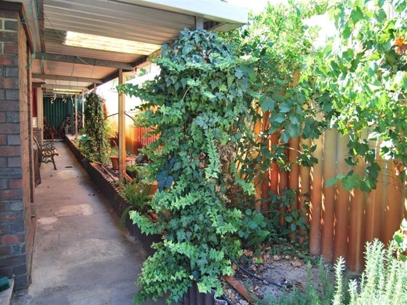 43 Brabham Street, Gosnells WA 6110