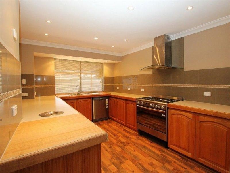 16 Collins Road, Willetton WA 6155