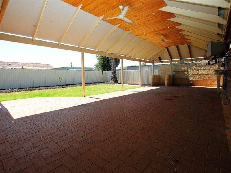 16 Collins Road, Willetton WA 6155