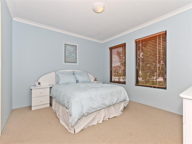 8 Ripley Circle, Canning Vale WA 6155