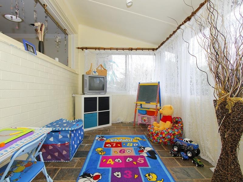 47 Winchester Road, Armadale WA 6112
