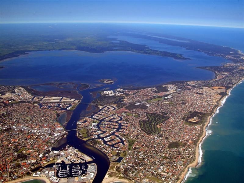 2/42 France Street, Mandurah WA 6210