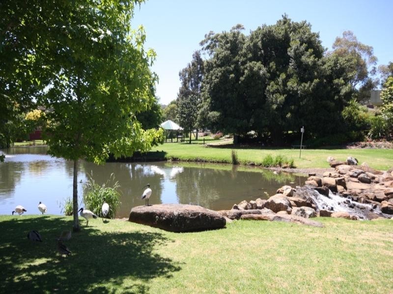 unit 16/121 Eighth Road, Armadale WA 6112