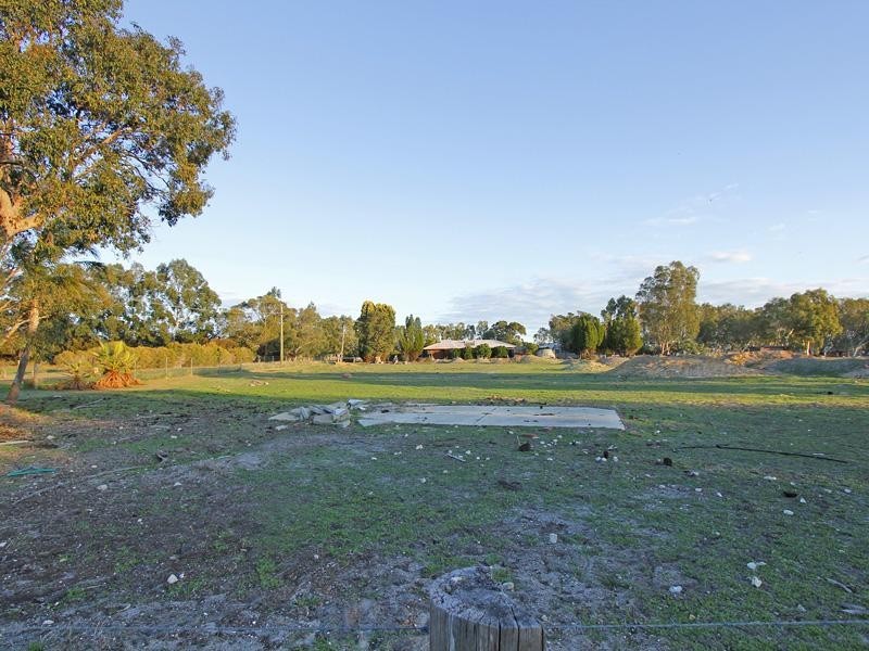 27 Lawrence Way, Byford WA 6122