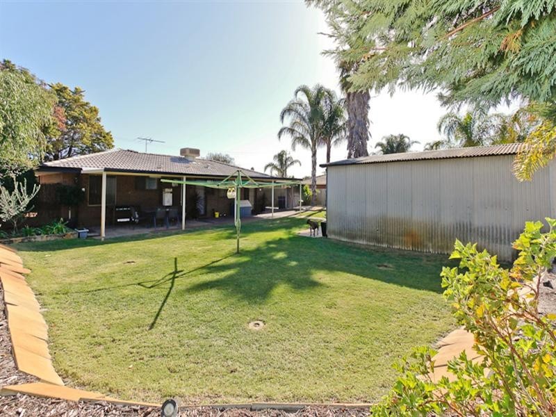 1 Drysdale Street, Gosnells WA 6110