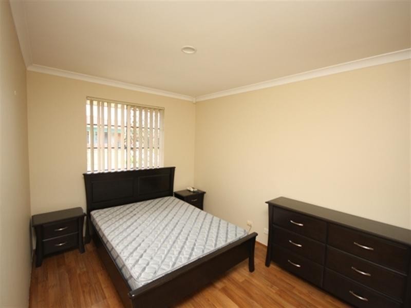 27 Riverbank Drive, Gosnells WA 6110
