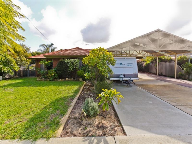 100 Gosnells Rd West, Maddington WA 6109