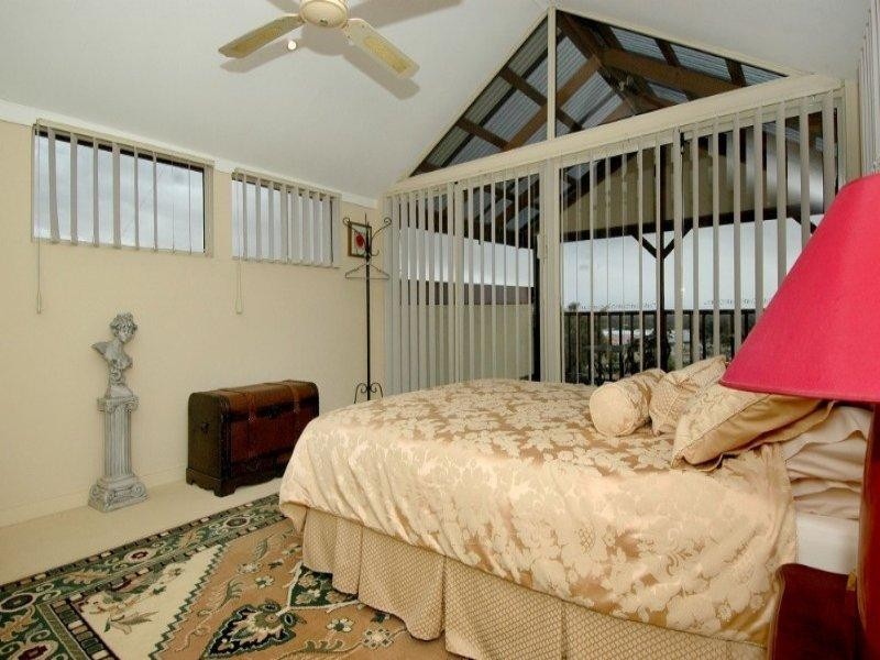 20 Derry Avenue, Mount Nasura WA 6112