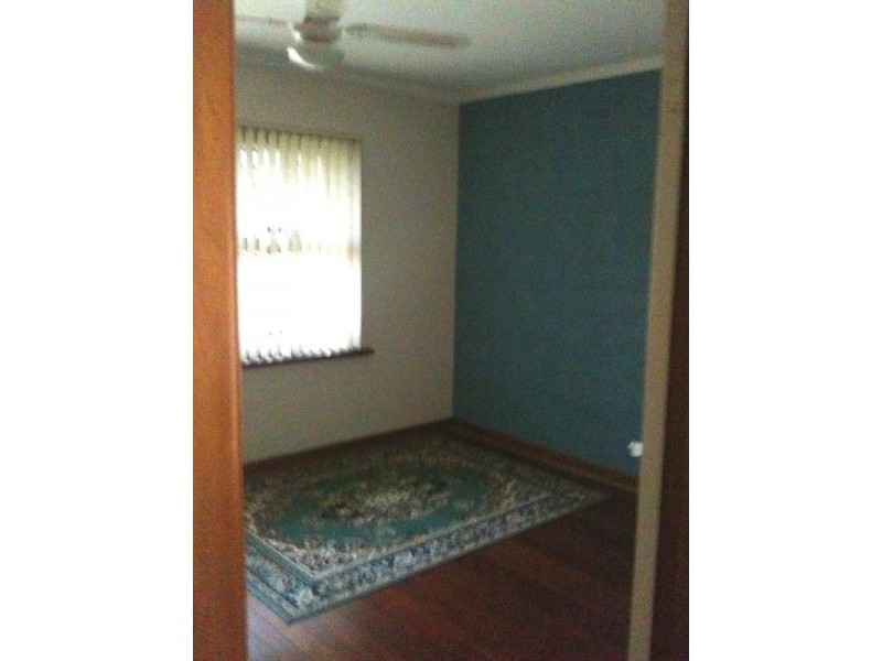 35 Sussex Street, Spearwood WA 6163