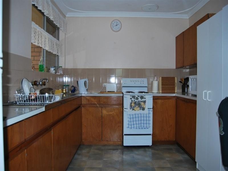 58 a Fifth Road, Armadale WA 6112