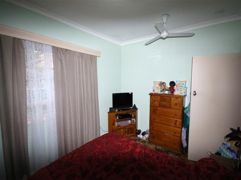 25 Theseus Way, Coolbellup WA 6163