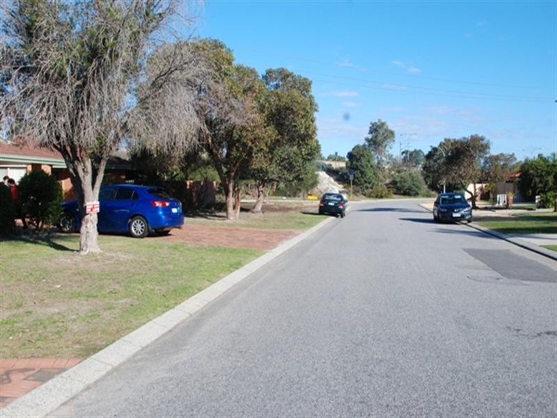 2/3 Rochester Avenue, Beckenham WA 6107