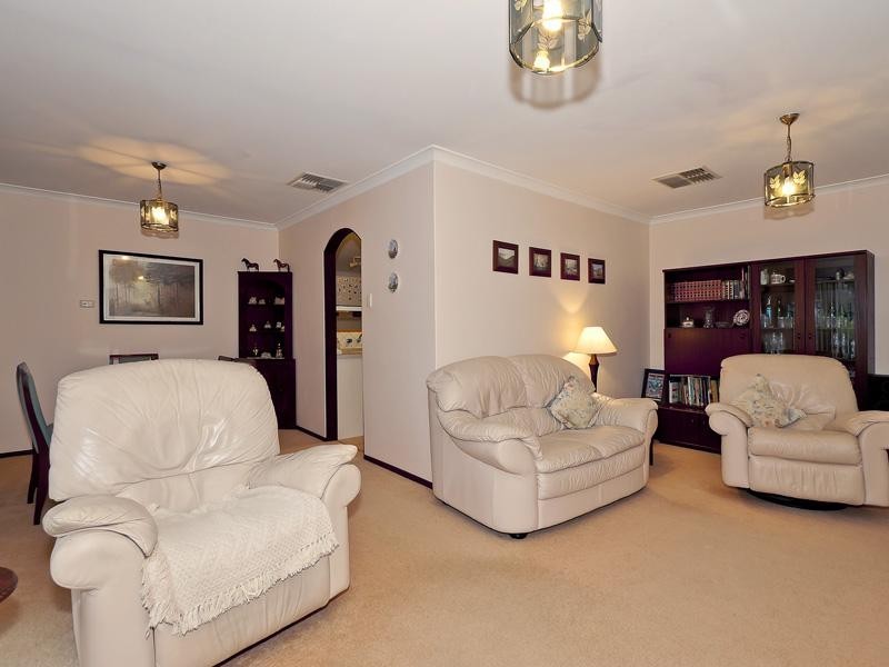 7 Gleed Court, Gosnells WA 6110