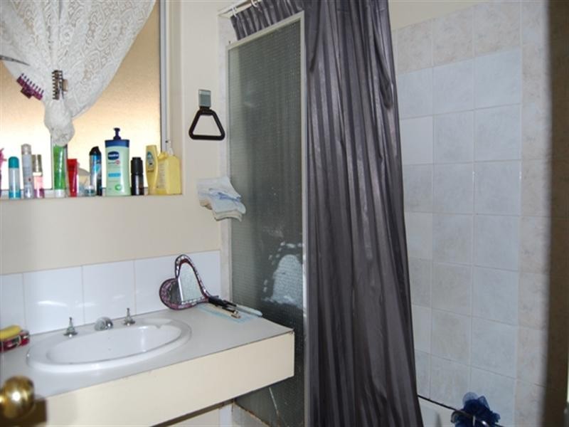 27 Brookdale Drive, Armadale WA 6112