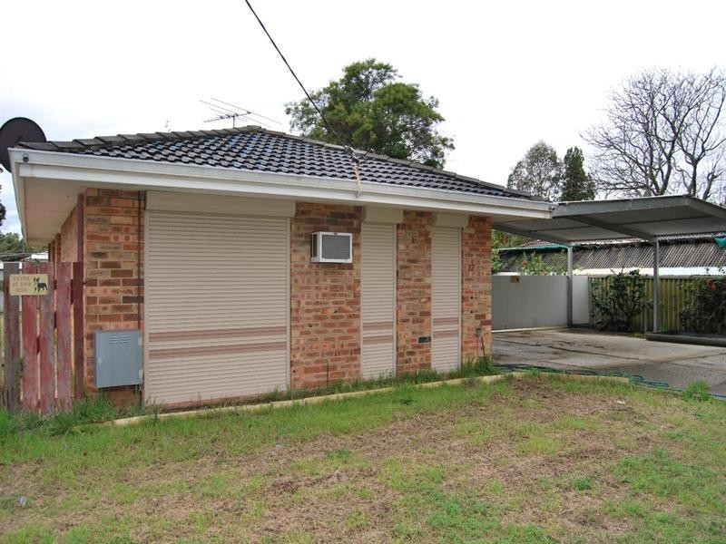 12 Rupert Street, Armadale WA 6112