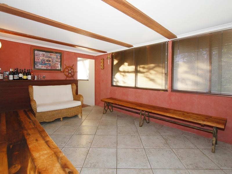 22 Waratah Drive, Camillo WA 6111