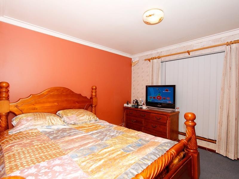 65 Carisbrooke Street, Maddington WA 6109