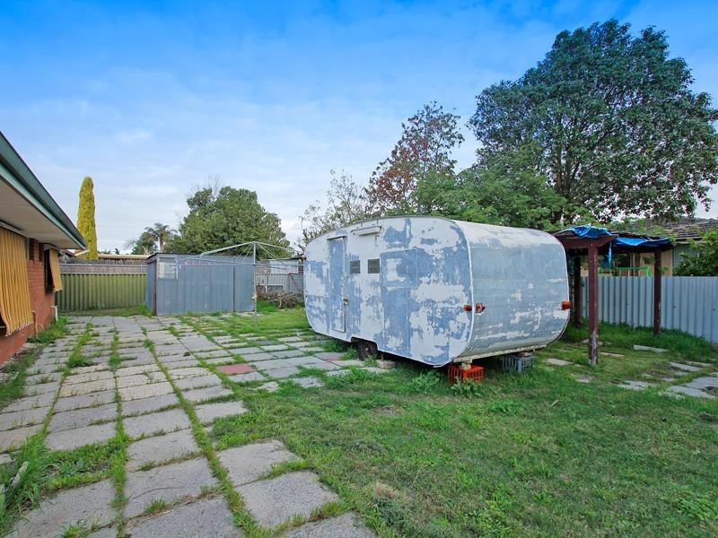 65 Carisbrooke Street, Maddington WA 6109