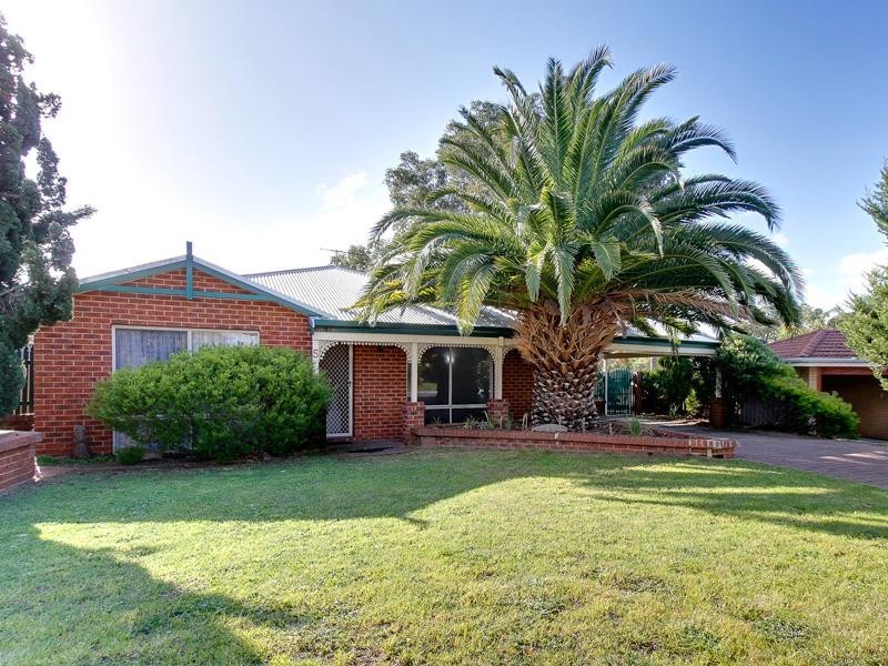 5 Stipling Gardens, Leda WA 6170
