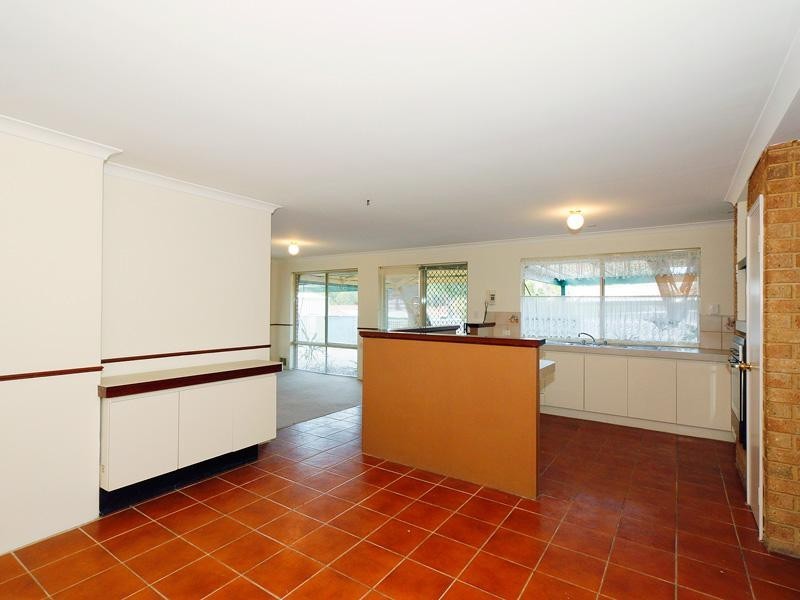 5 Stipling Gardens, Leda WA 6170