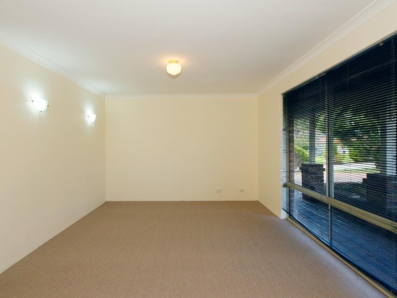 5 Stipling Gardens, Leda WA 6170