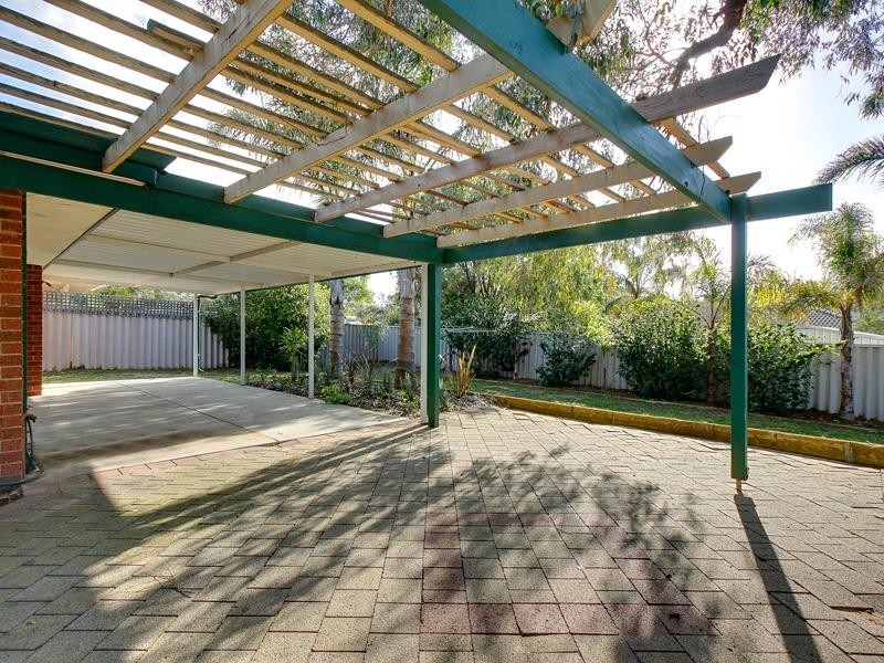 5 Stipling Gardens, Leda WA 6170