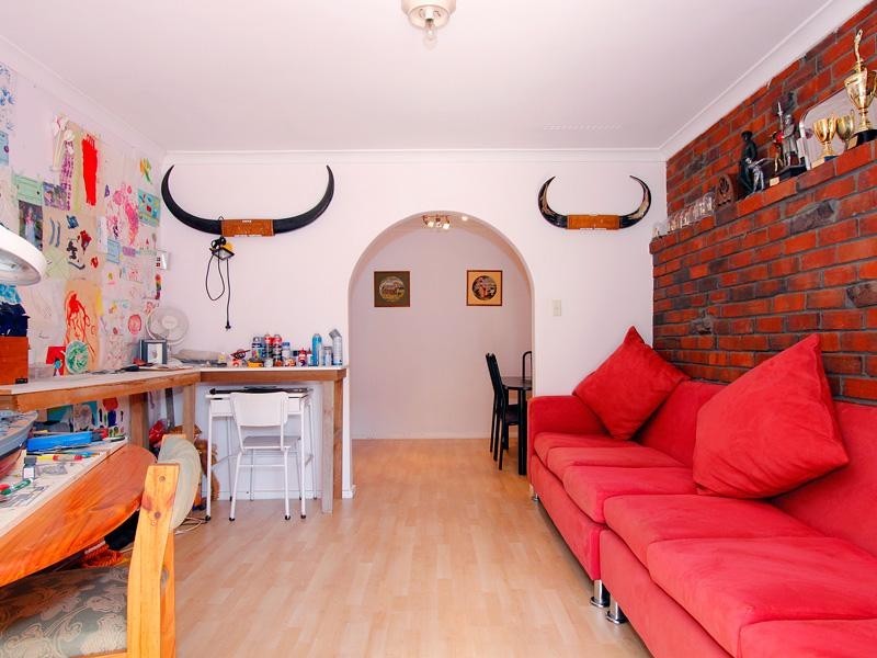 27 Morundah Place, Kelmscott WA 6111