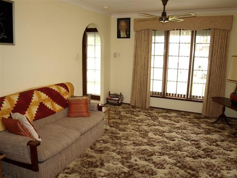 13 GUNNAMATTA Place, Kelmscott WA 6111