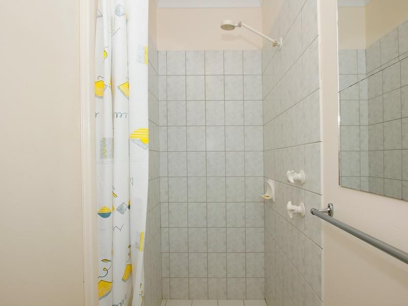 32 Towncentre Drive, Thornlie WA 6108